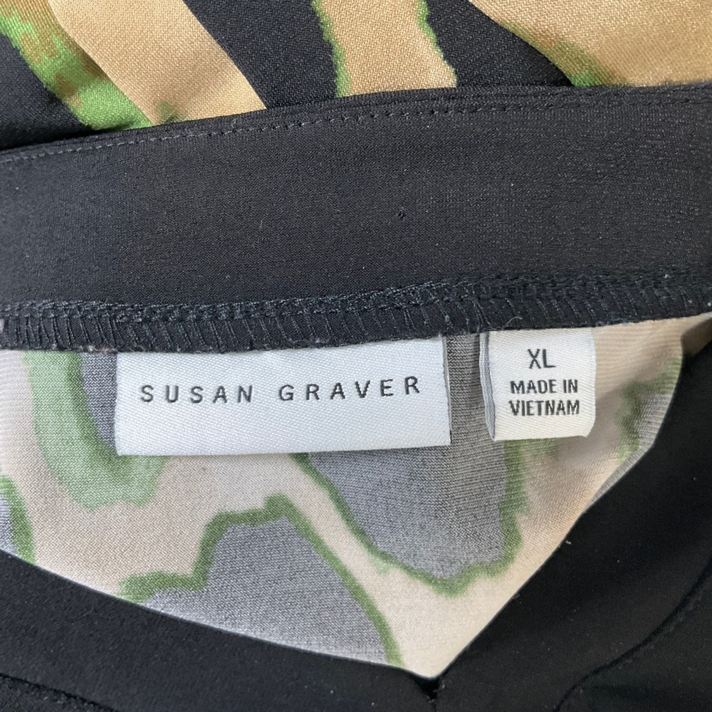 Susan Graver Tunic Top Women XL Green Tan Leopard Print Liquid Knit V-Neck Long - Picture 3 of 9